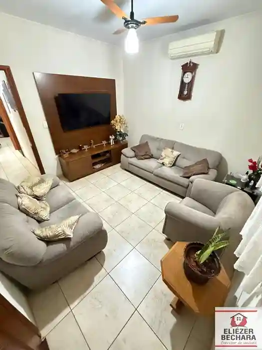 Casa com 3 quartos à venda, 150m² — foto 3 de 25