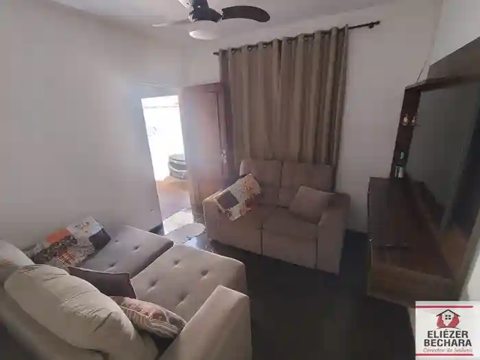 Casa com 2 quartos à venda, 84m² — foto 1 de 28