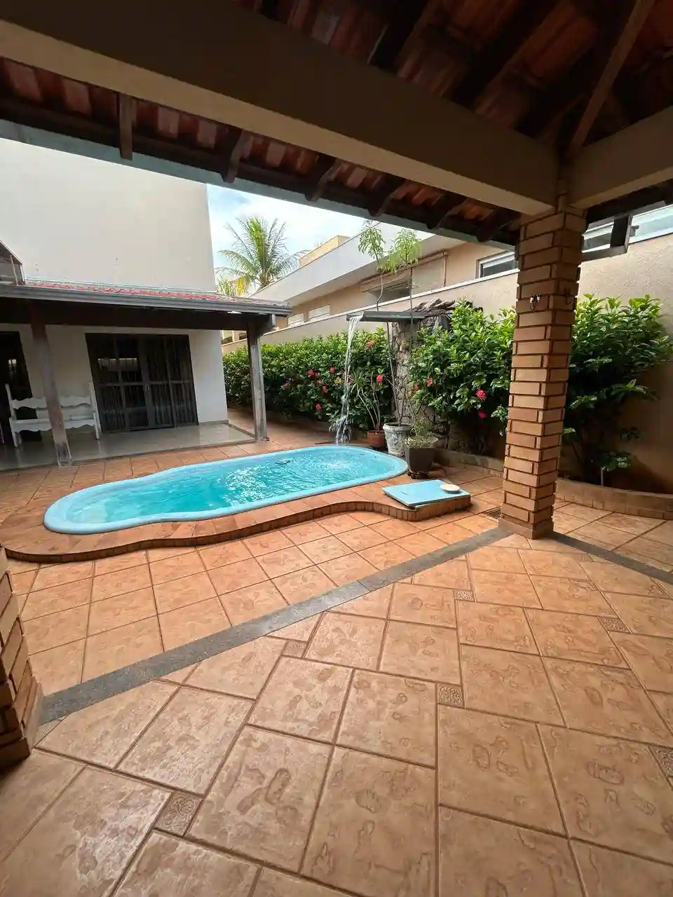 Casa de Condomínio com 4 quartos à venda, 462m² — foto 3 de 36