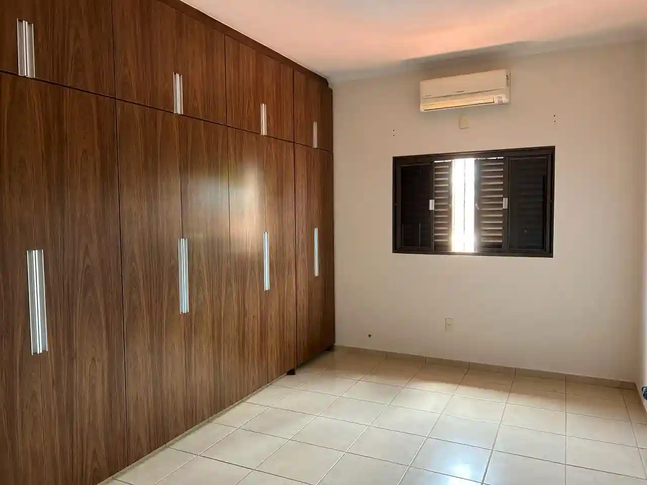 Casa de Condomínio com 4 quartos à venda, 462m² — foto 17 de 36