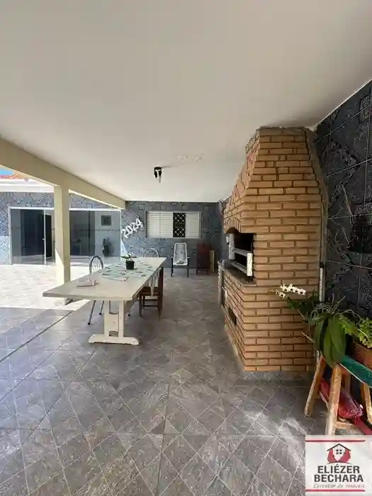 Casa com 3 quartos à venda, 280m² — foto 20 de 28