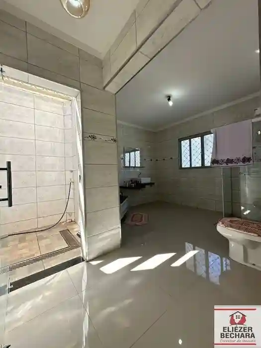 Casa com 3 quartos à venda, 280m² — foto 18 de 28