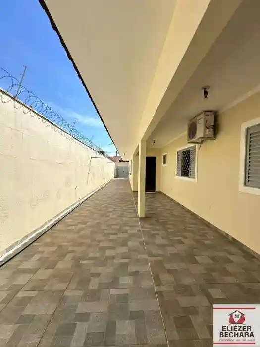 Casa com 3 quartos à venda, 280m² — foto 8 de 28
