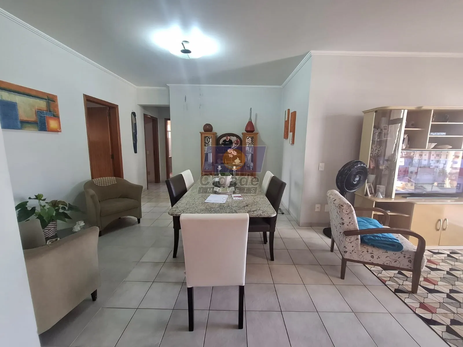 Apartamento com 3 quartos à venda, 126m² — foto 1 de 11