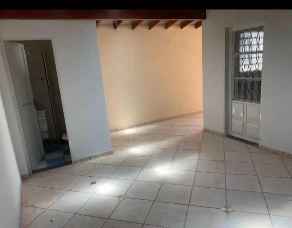 Casa  à venda, 180m² — foto 10 de 13