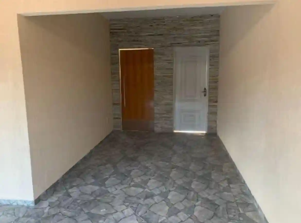 Casa  à venda, 180m² — foto 3 de 13