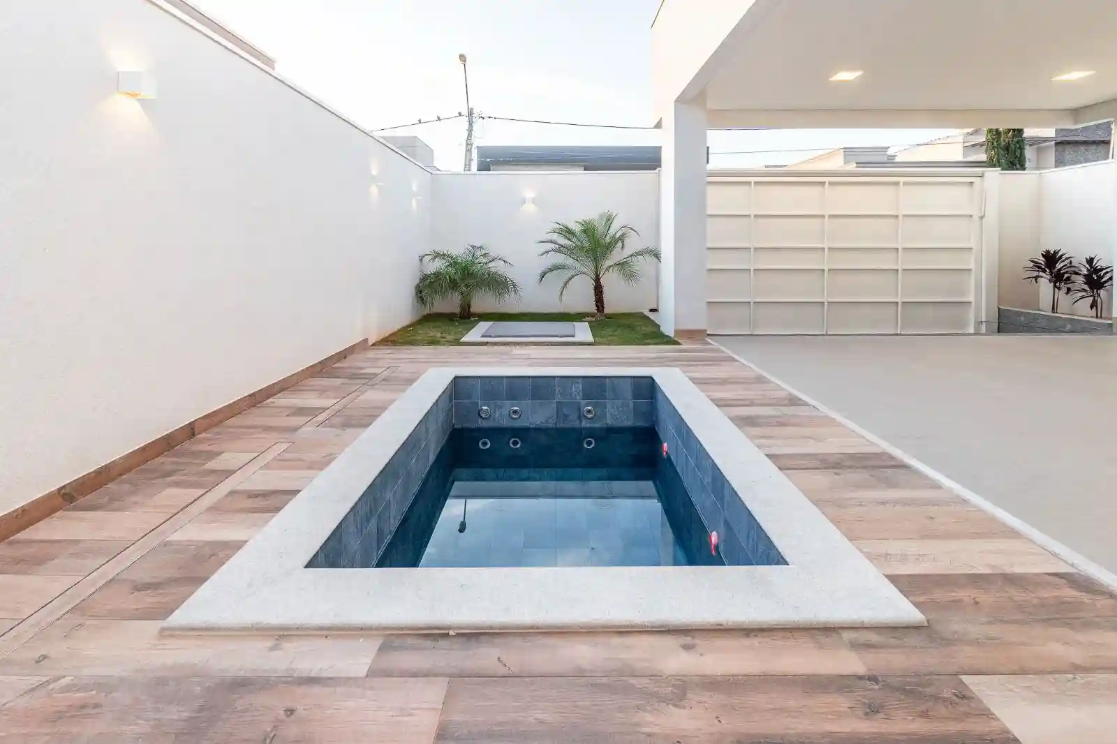 Casa de Condomínio com 3 quartos à venda, 300m² — foto 8 de 16