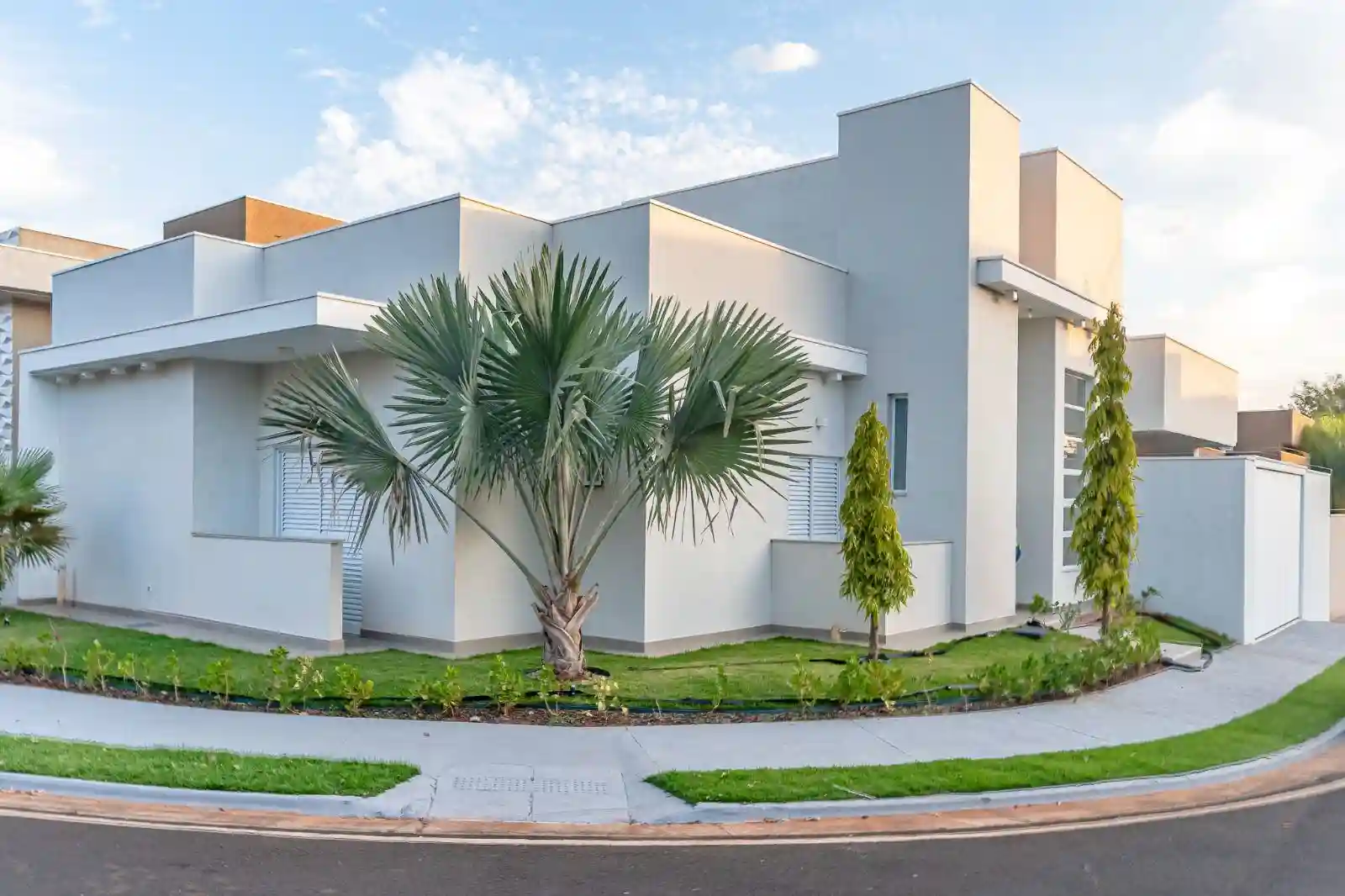 Casa de Condomínio com 3 quartos à venda, 300m² — foto 15 de 16