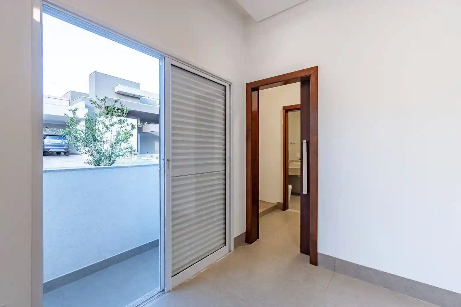 Casa de Condomínio com 3 quartos à venda, 300m² — foto 9 de 16