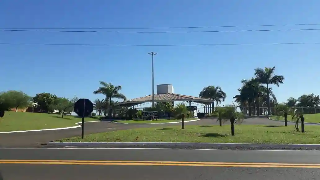 Fazenda / Sítio / Chácara com 5 quartos à venda, 1000m² — foto 1 de 14