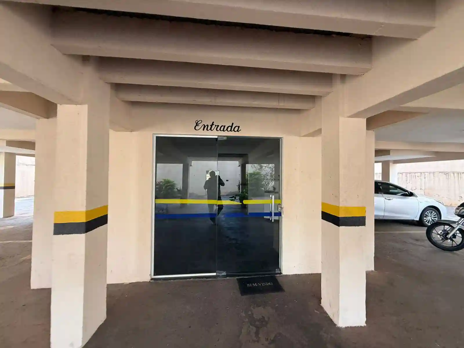 Apartamento com 2 quartos para aluguel, 85m² — foto 4 de 17