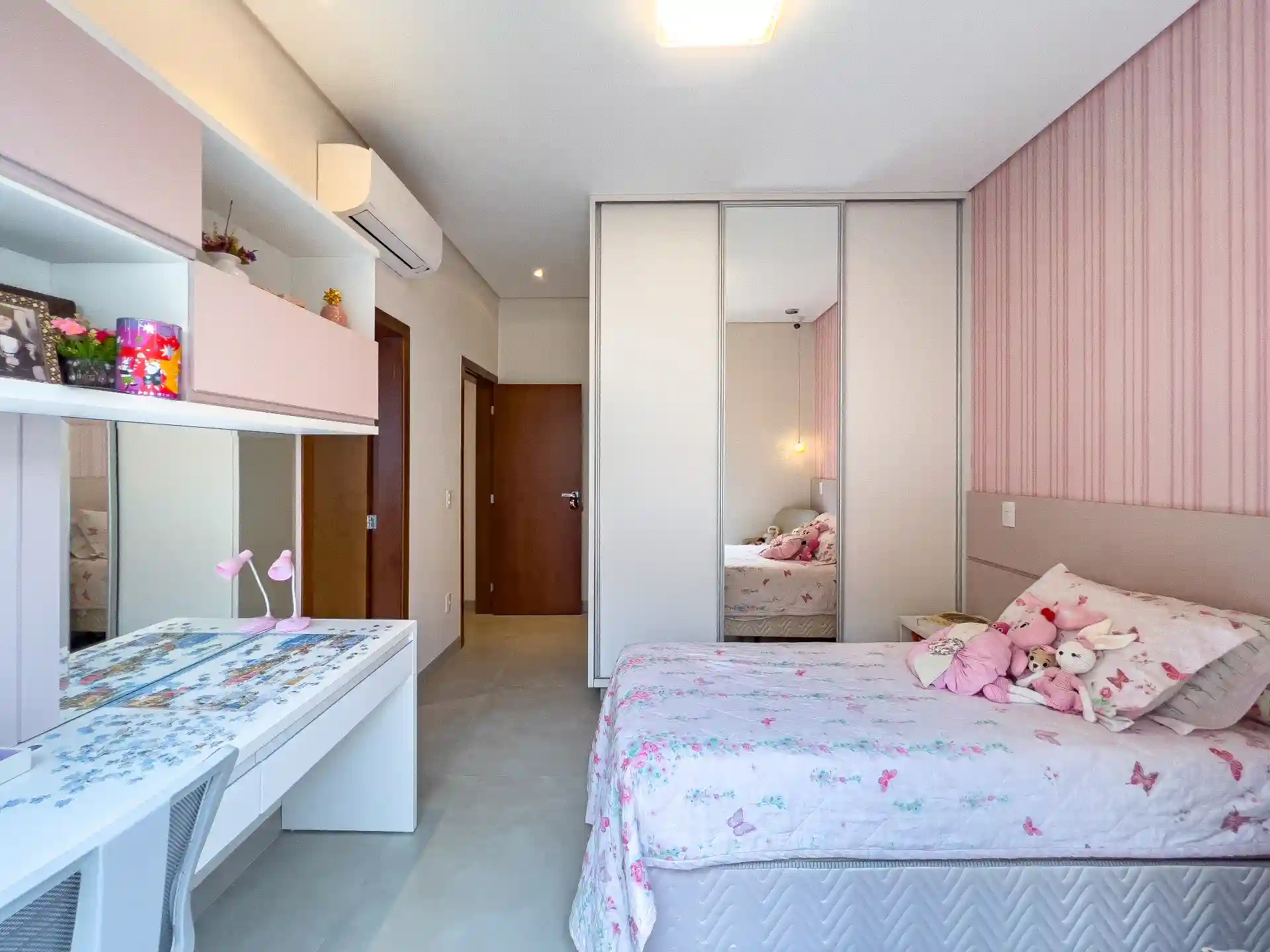 Casa de Condomínio com 4 quartos à venda, 380m² — foto 16 de 30