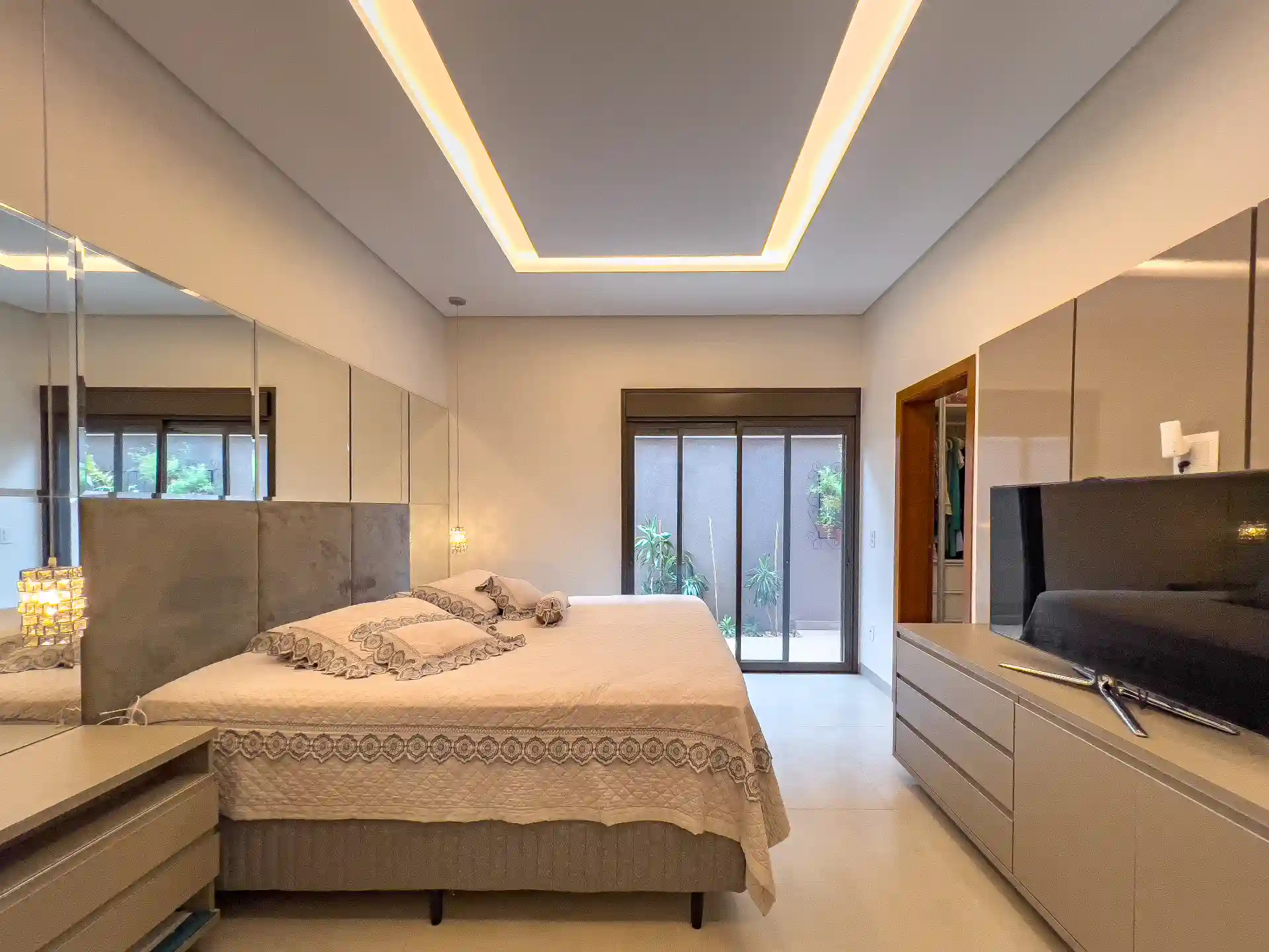 Casa de Condomínio com 4 quartos à venda, 380m² — foto 28 de 30
