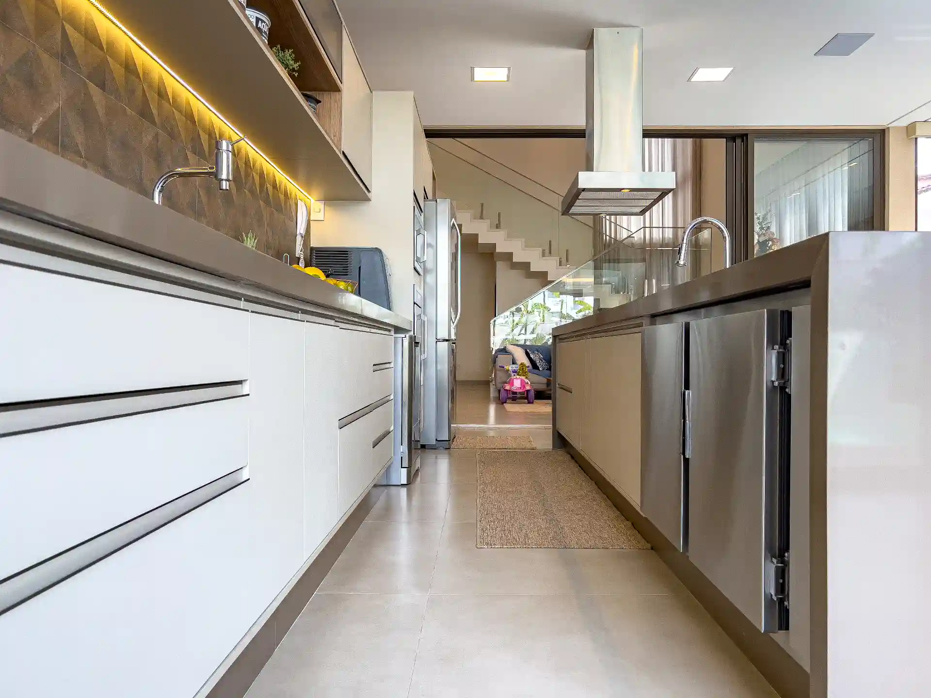 Casa de Condomínio com 4 quartos à venda, 380m² — foto 19 de 30