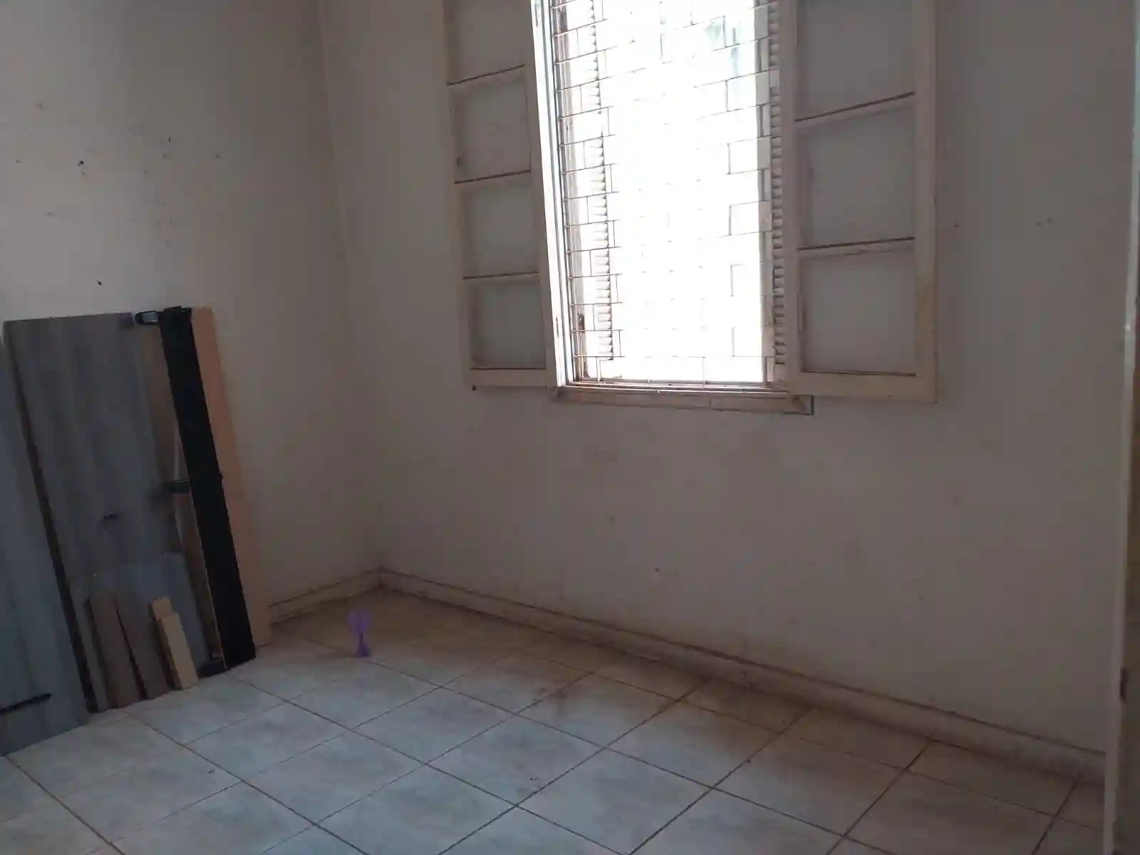 Casa com 4 quartos à venda, 180m² — foto 3 de 8