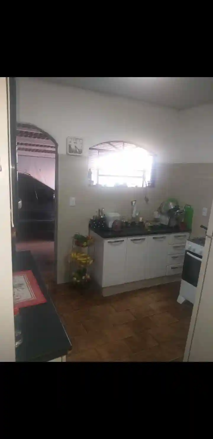 Casa com 2 quartos à venda, 297m² — foto 3 de 6