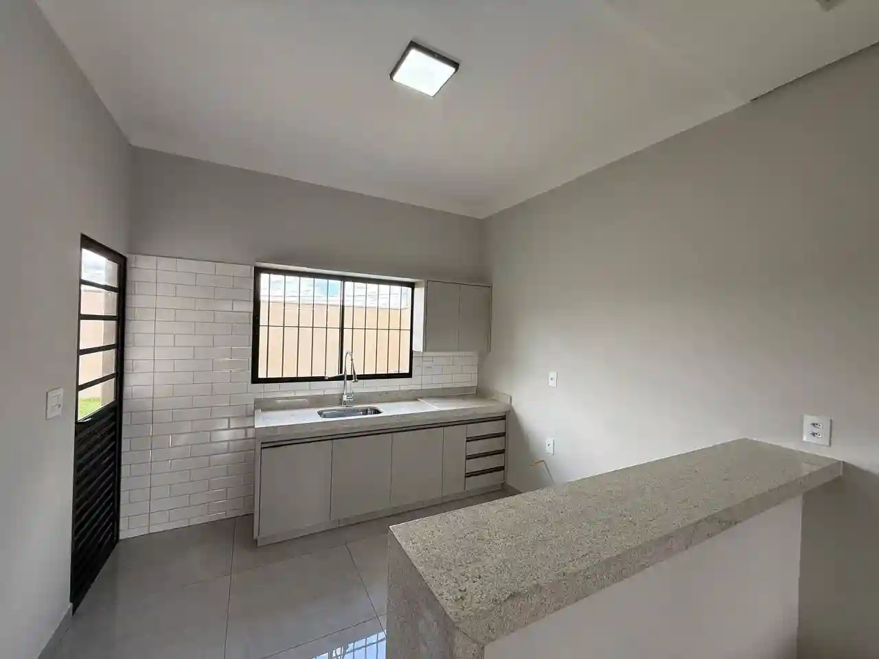 Casa com 2 quartos à venda, 203m² — foto 21 de 29