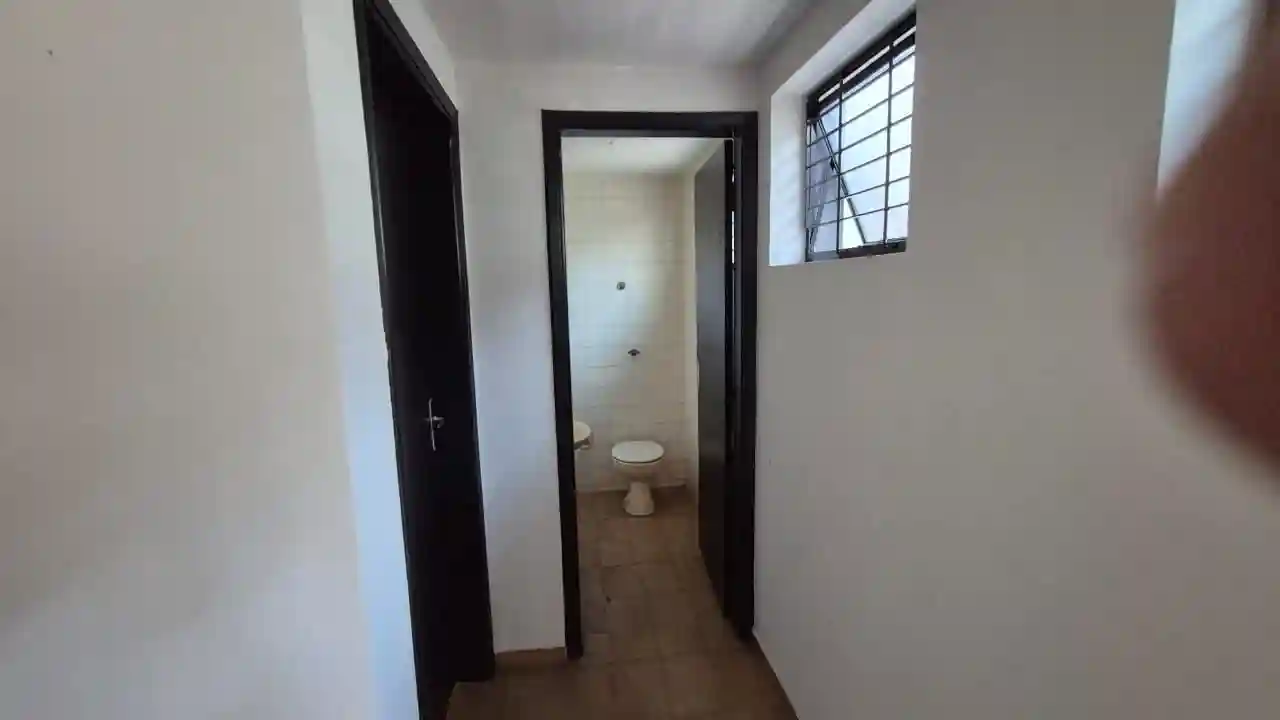 Casa Comercial  à venda, 330m² — foto 11 de 19