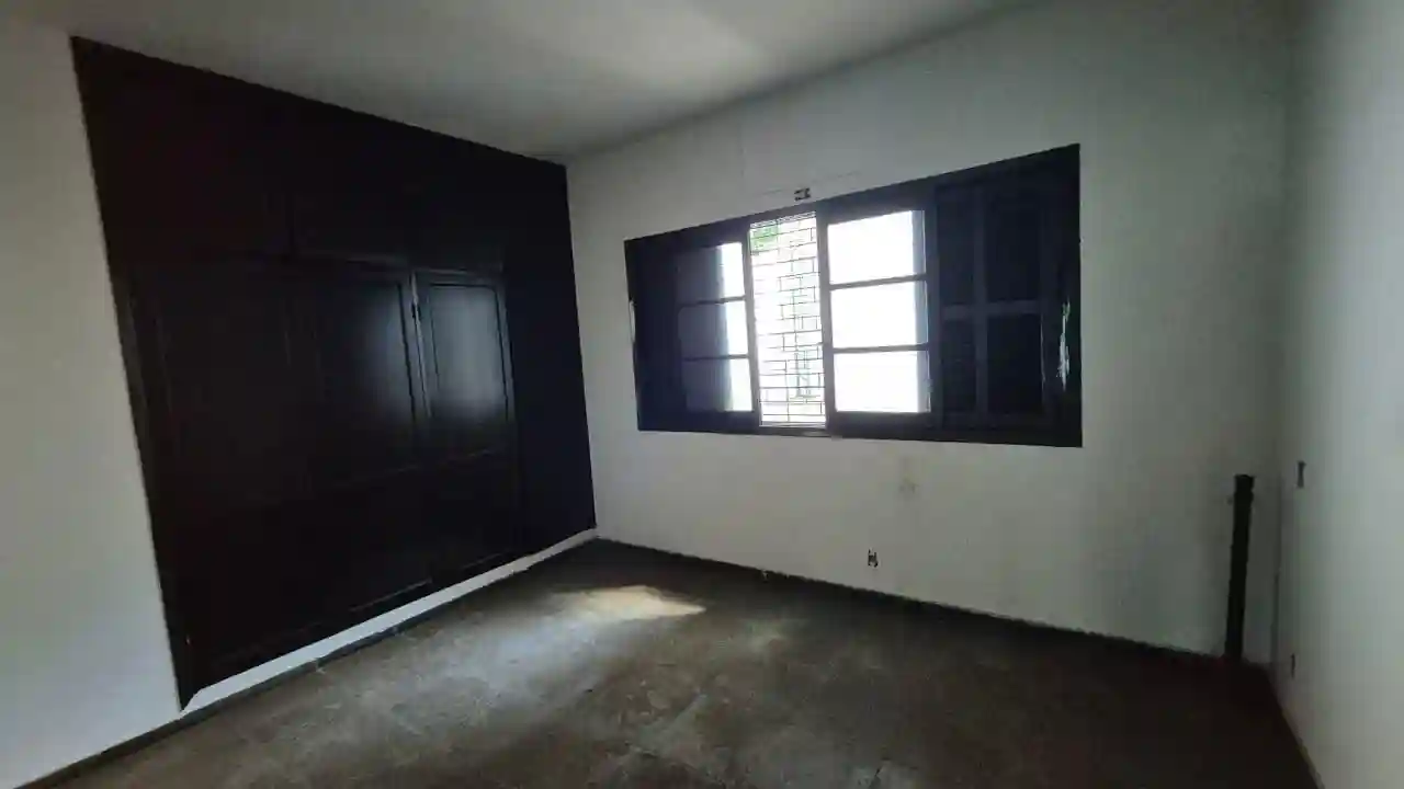 Casa Comercial  à venda, 330m² — foto 3 de 19