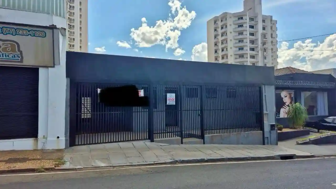 Casa Comercial  à venda, 330m² — foto 1 de 19