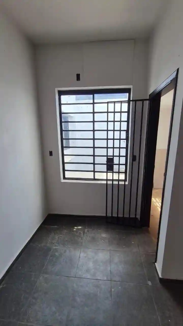 Casa Comercial  à venda, 330m² — foto 9 de 19