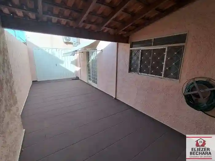 Casa com 3 quartos à venda, 220m² — foto 17 de 42
