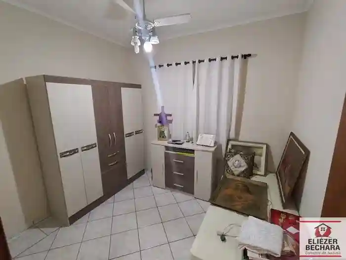 Casa com 3 quartos à venda, 220m² — foto 30 de 42