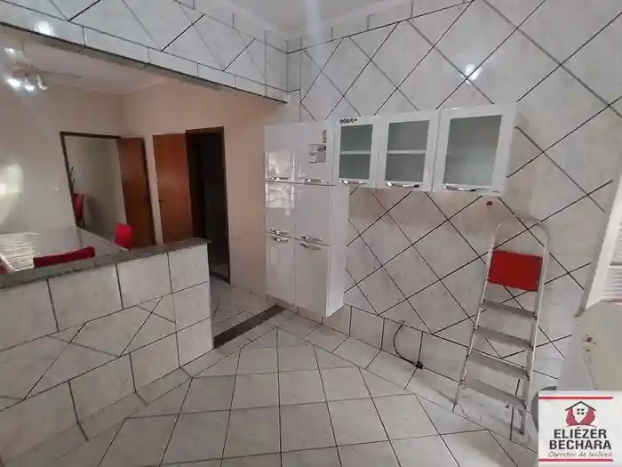 Casa com 3 quartos à venda, 220m² — foto 22 de 42