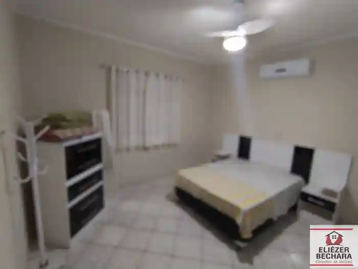 Casa com 3 quartos à venda, 220m² — foto 34 de 42