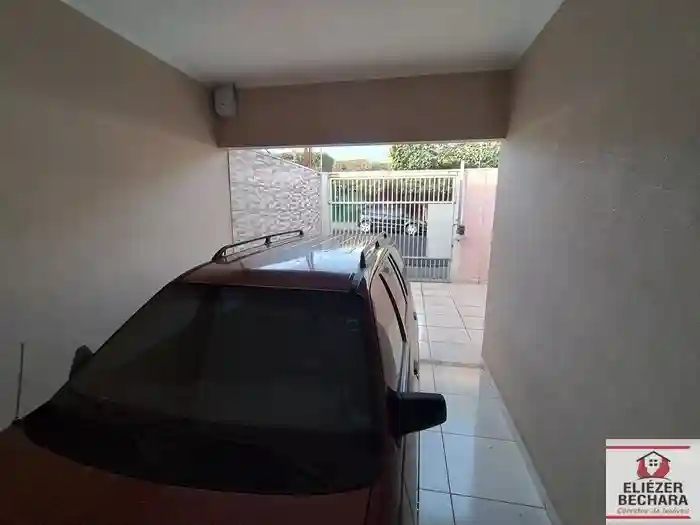 Casa com 3 quartos à venda, 220m² — foto 36 de 42