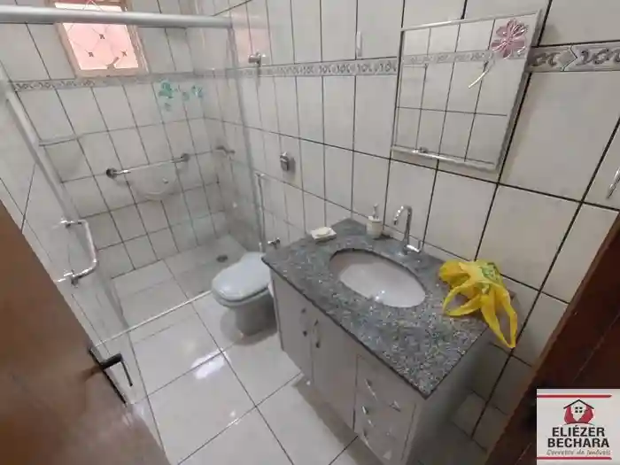 Casa com 3 quartos à venda, 220m² — foto 29 de 42