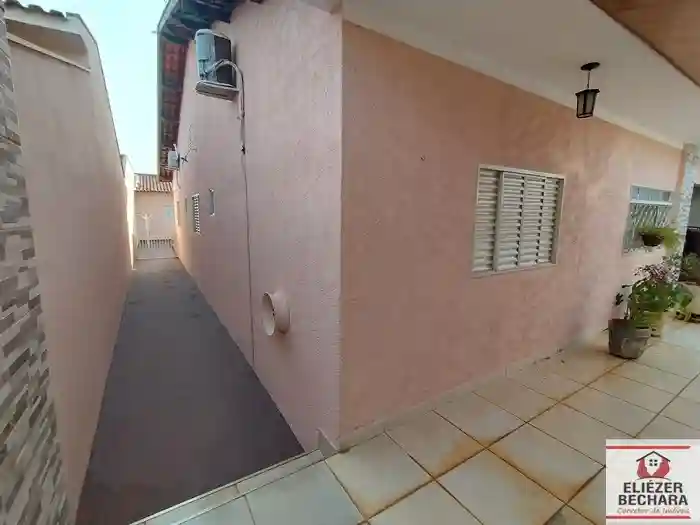 Casa com 3 quartos à venda, 220m² — foto 41 de 42