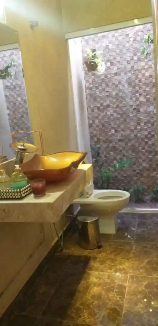 Casa de Condomínio com 4 quartos à venda, 368m² — foto 7 de 21