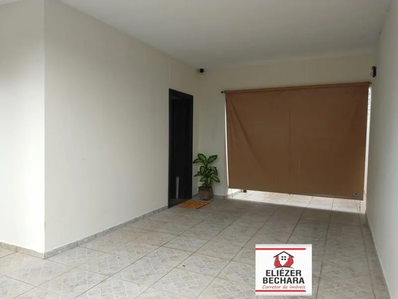 Casa à venda — foto 1 de 11
