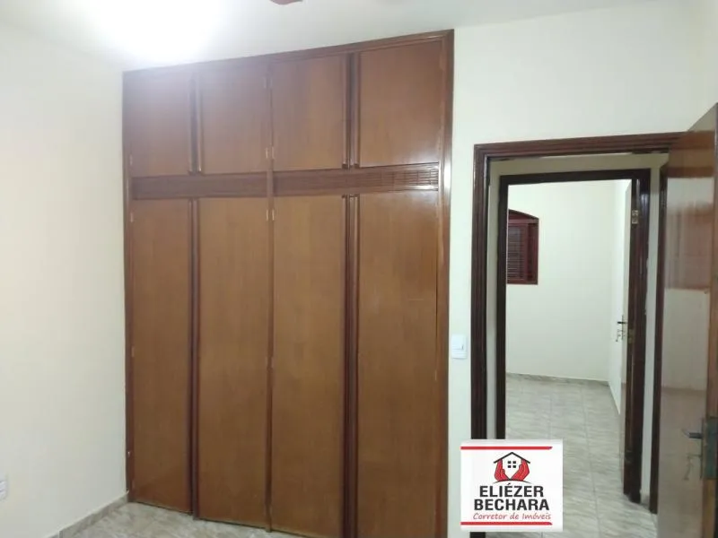 Casa à venda — foto 6 de 11