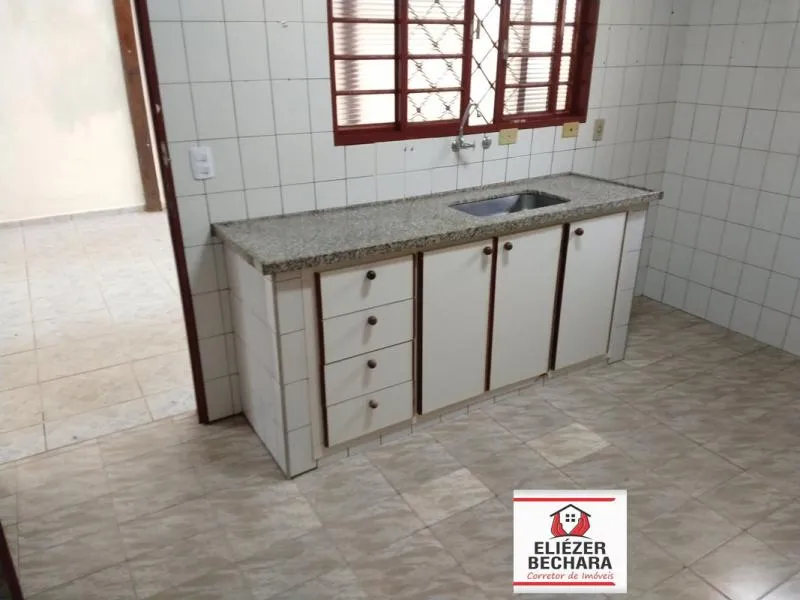 Casa à venda — foto 7 de 11