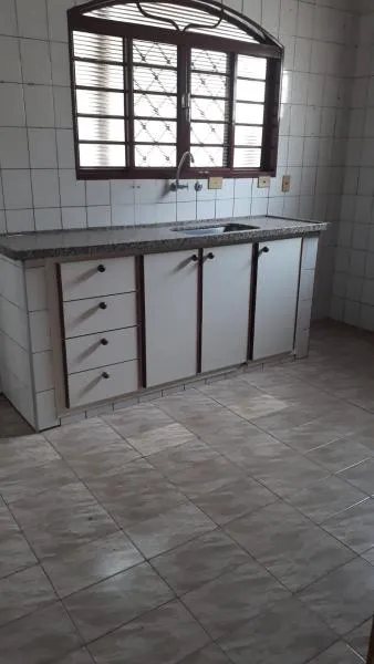 Casa à venda — foto 10 de 11