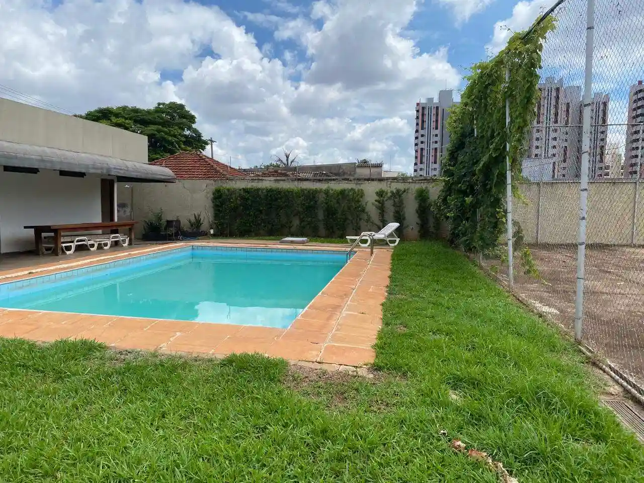 Casa Comercial com 3 quartos para aluguel, 1320m² — foto 4 de 18