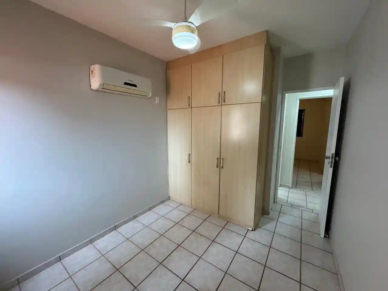 Casa de Condomínio com 3 quartos à venda, 120m² — foto 3 de 12