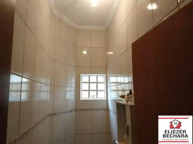 Casa com 3 quartos à venda, 180m² — foto 10 de 49