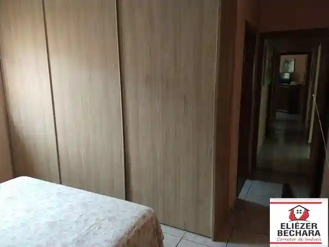 Casa com 3 quartos à venda, 180m² — foto 37 de 49