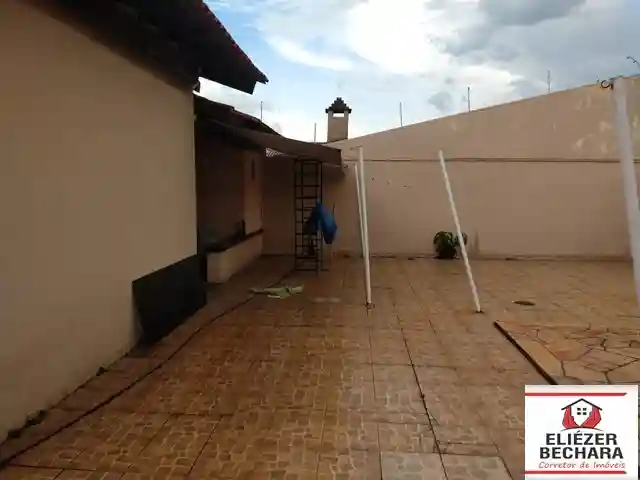 Casa com 3 quartos à venda, 180m² — foto 49 de 49