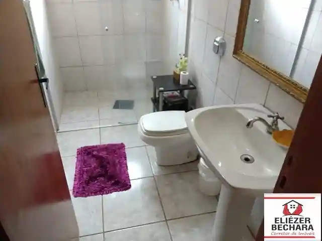 Casa com 3 quartos à venda, 180m² — foto 25 de 49