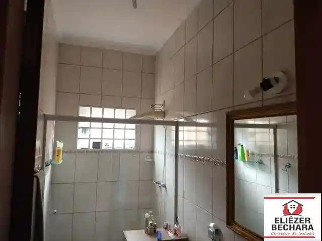 Casa com 3 quartos à venda, 180m² — foto 32 de 49