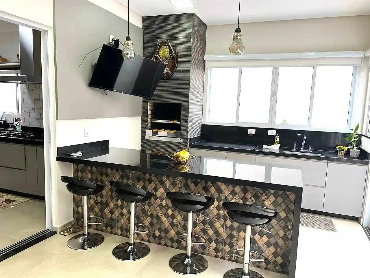 Casa de Condomínio com 3 quartos à venda, 360m² — foto 10 de 19