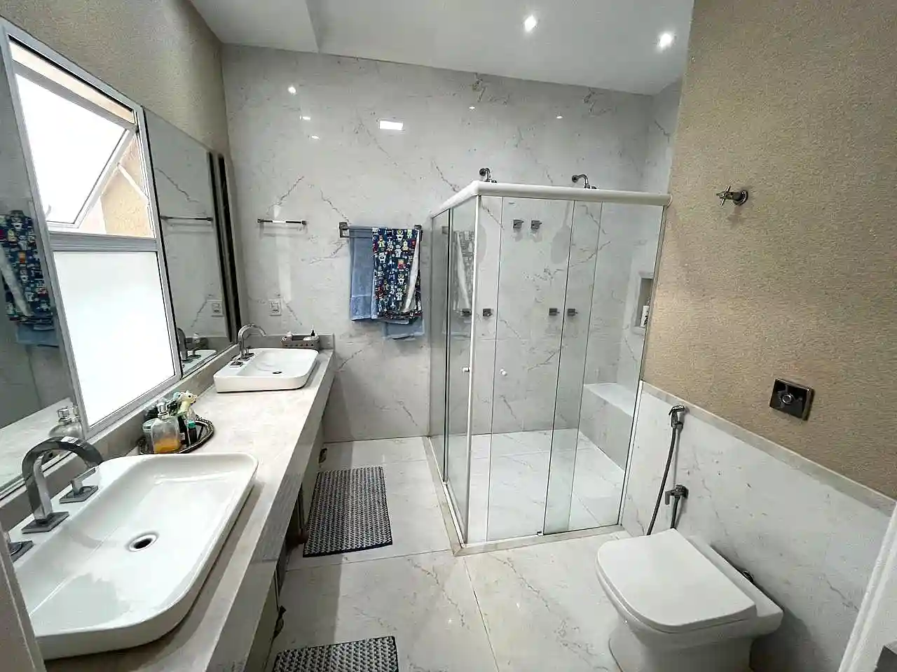 Casa de Condomínio com 3 quartos à venda, 360m² — foto 17 de 19