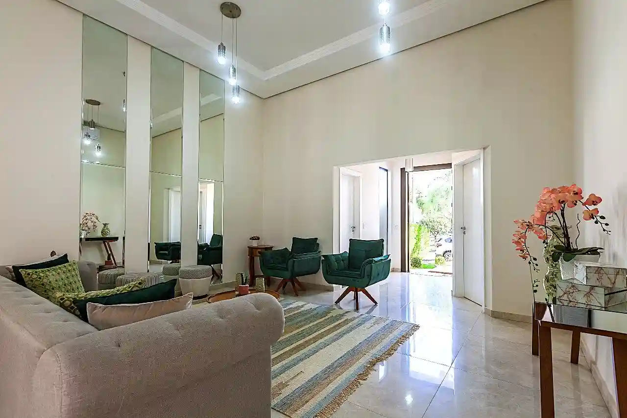 Casa de Condomínio com 3 quartos à venda, 360m² — foto 2 de 19