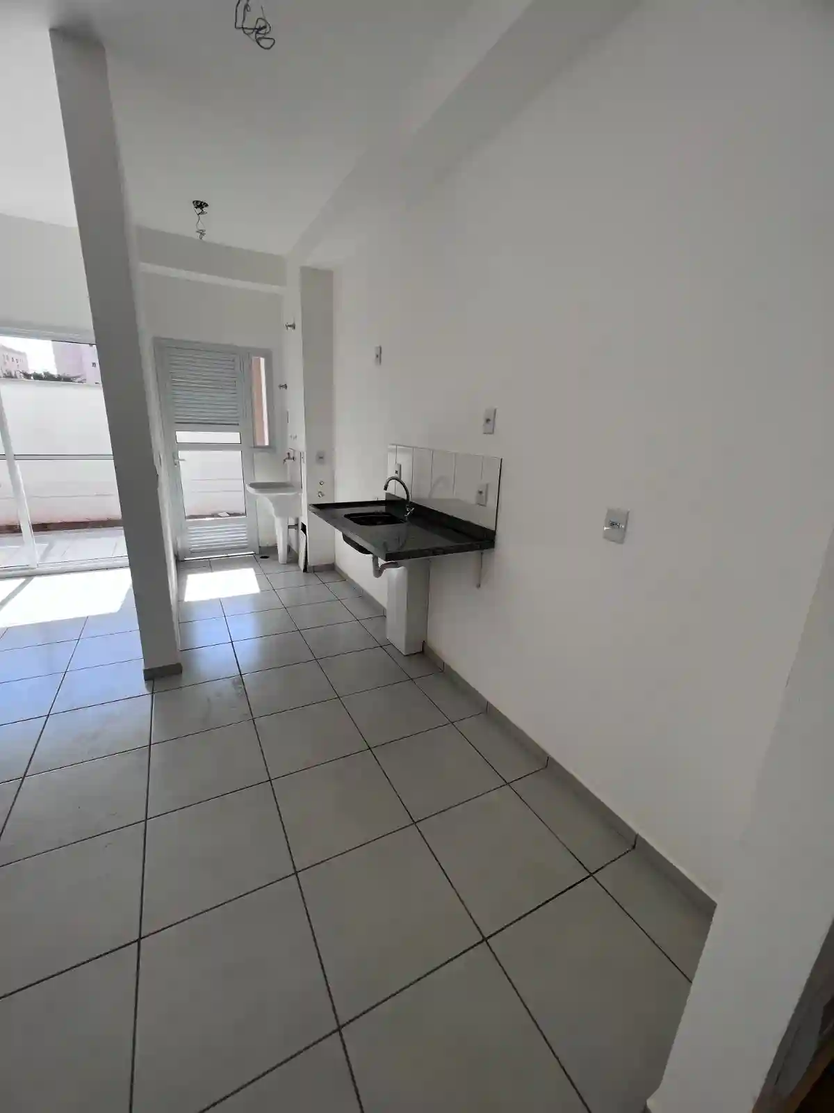 Apartamento com 2 quartos à venda, 60m² — foto 2 de 10