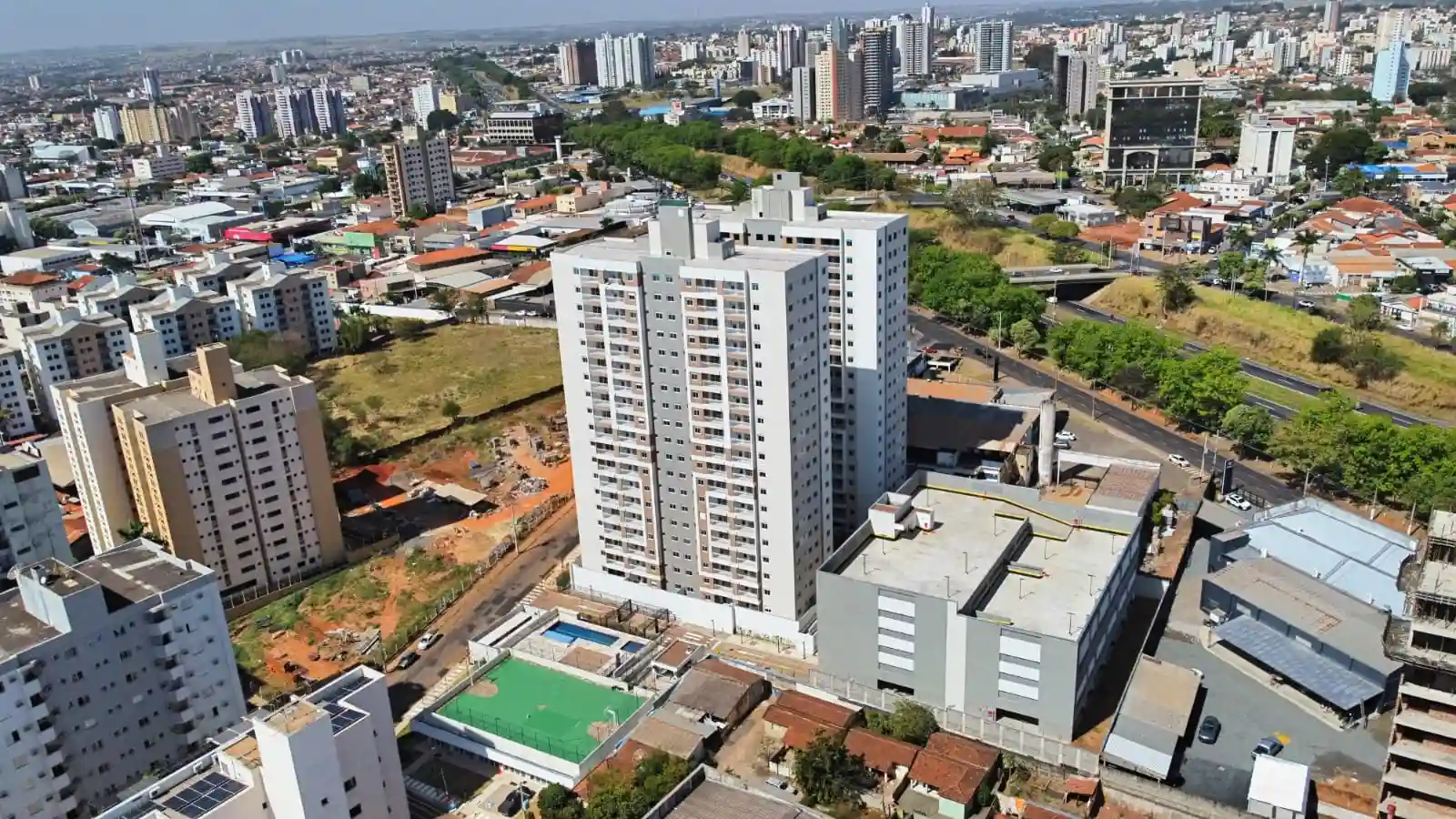 Apartamento com 2 quartos à venda, 60m² — foto 3 de 10