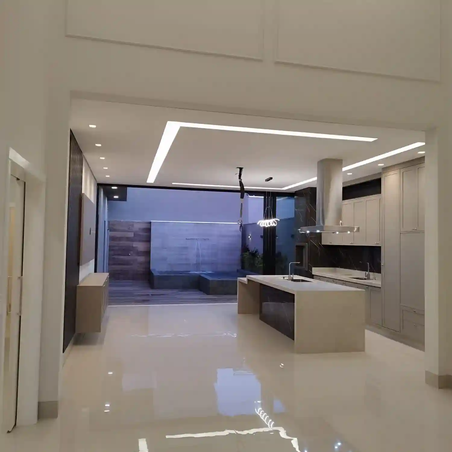 Casa de Condomínio com 3 quartos à venda, 212m² — foto 8 de 23